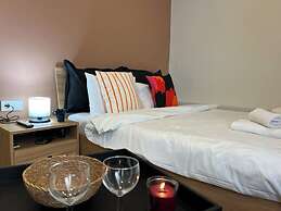 ROJ SUITE