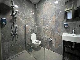 ROJ SUITE