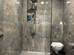 ROJ SUITE
