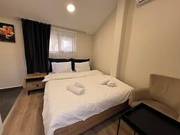 ROJ SUITE