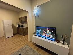 ROJ SUITE