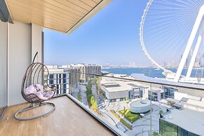 Luxury Beachfront 2BR w Stunning SeaView