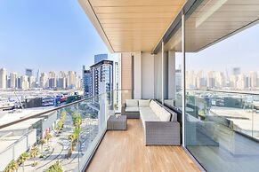 Luxury Beachfront 2BR w Stunning SeaView
