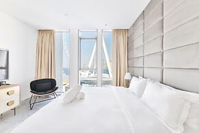 Luxury Beachfront 2BR w Stunning SeaView