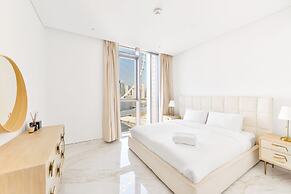 Luxury Beachfront 2BR w Stunning SeaView