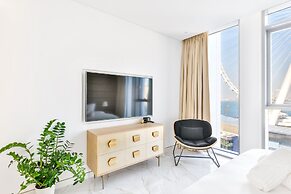 Luxury Beachfront 2BR w Stunning SeaView