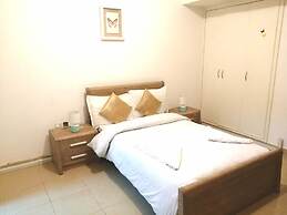 Marina Crown Hostel for Girls