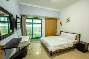 Marina Crown Hostel for Girls