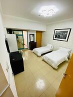 Marina Crown Hostel for Girls