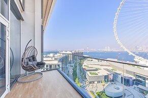 Lavish & Equipped 2 BR Facing Ain Dubai