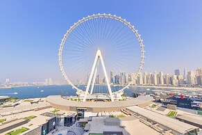 Lavish & Equipped 2 BR Facing Ain Dubai