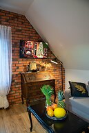 Długa 66 Attic