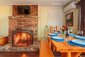 Black River Cottages