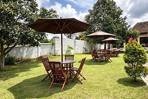 Nirvana Hotel Resort Tetebatu