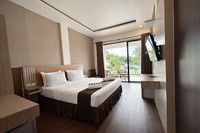 Nirvana Hotel Resort Tetebatu