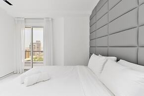 Waterfront Luxury 3plus1 BR in JBR Dubai