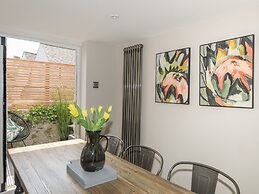 15 Rosemary Lane