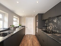 15 Rosemary Lane