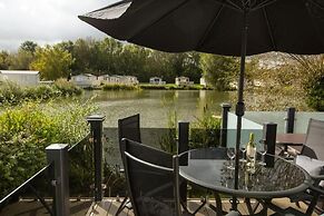 Rosedale Lakeside Lodge