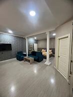 Empire Hotel