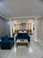Empire Hotel
