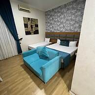 Empire Hotel