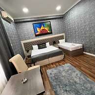 Empire Hotel