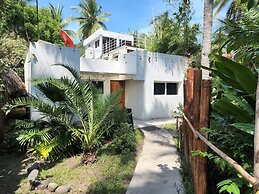 La Hola Villas