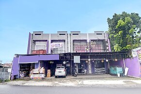 Hotel O Superstar Kost Dan Homestay