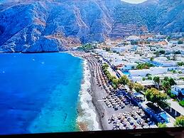 Santorini Studios Pleasure By The Sea