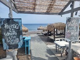 Santorini Studios Pleasure By The Sea