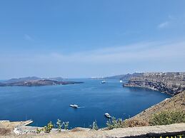 Santorini Studios Pleasure By The Sea