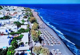 Santorini Studios Pleasure By The Sea