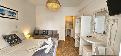 Santorini Studios Pleasure By The Sea