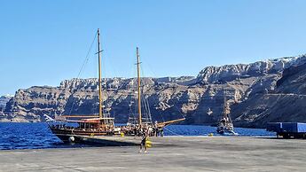 Santorini Studios Pleasure By The Sea