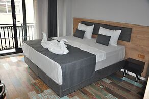 Check in Hotel