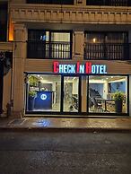 Check in Hotel