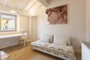 Santa Croce Top by Mmega