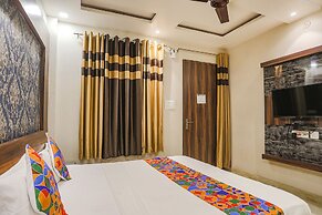 FabHotel Shri Ram Kashi