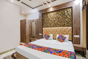 FabHotel Shri Ram Kashi