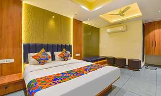 Fabhotel Udhna Inn