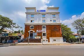 FabHotel Shakthi Suites