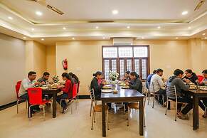 FabHotel GK Residency
