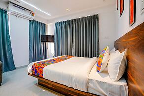Fabhotel Crystal Inn