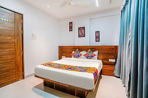 Fabhotel Crystal Inn