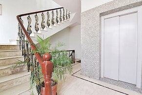 Fabhotel Gitanjali