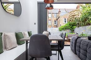 5 Bed Apartment in Clapham