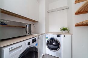 5 Bed Apartment in Clapham