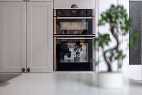 5 Bed Apartment in Clapham