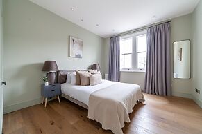 5 Bed Apartment in Clapham